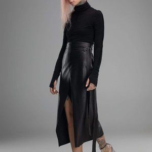 MDNT45 -  Black Midi Wrap Skirt - Eco-Leather – Size S - NWT – Beautiful